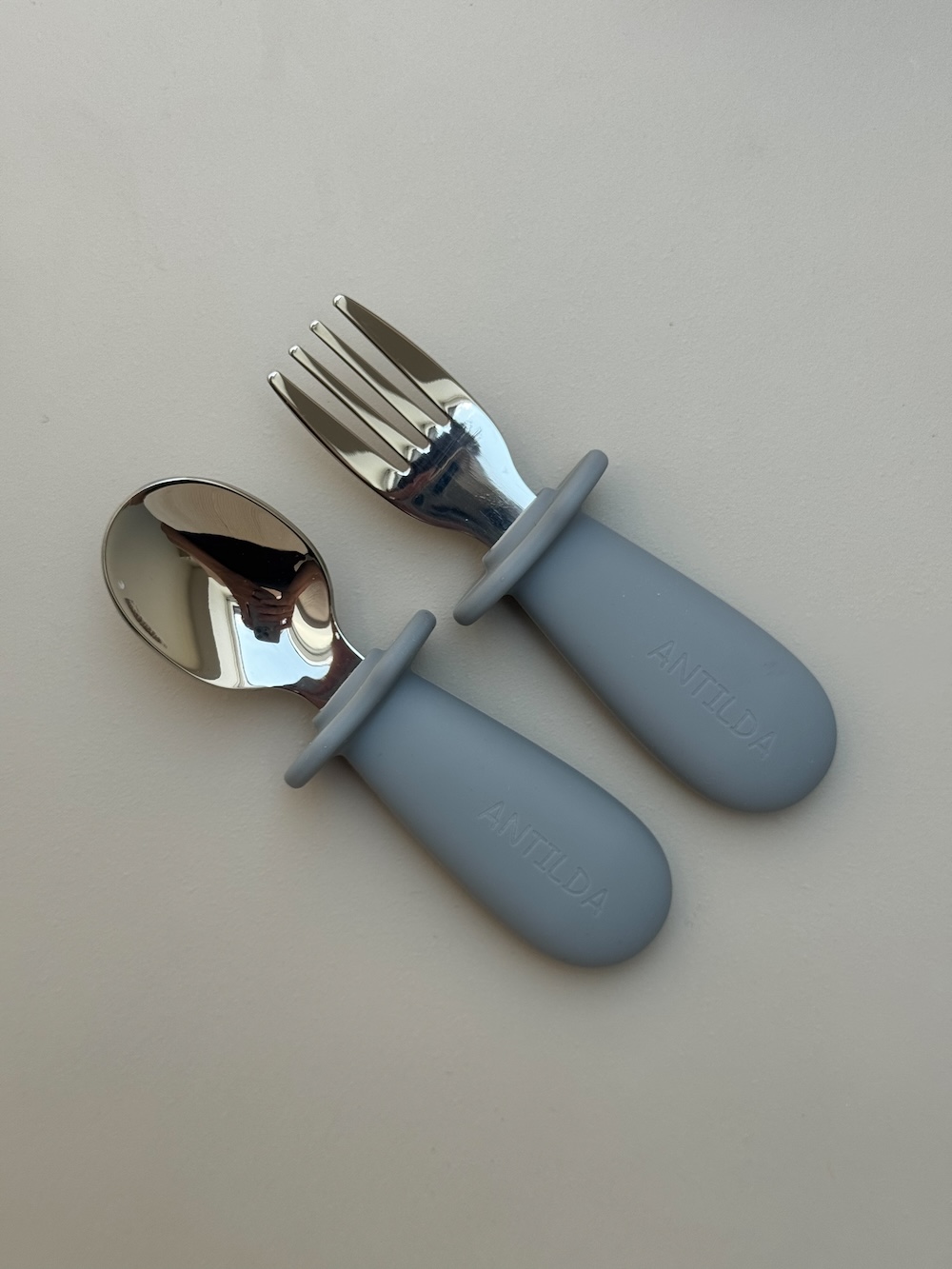 Sztućce dla dziecka - zestaw łyżeczka i widelec - kolor Granatowy